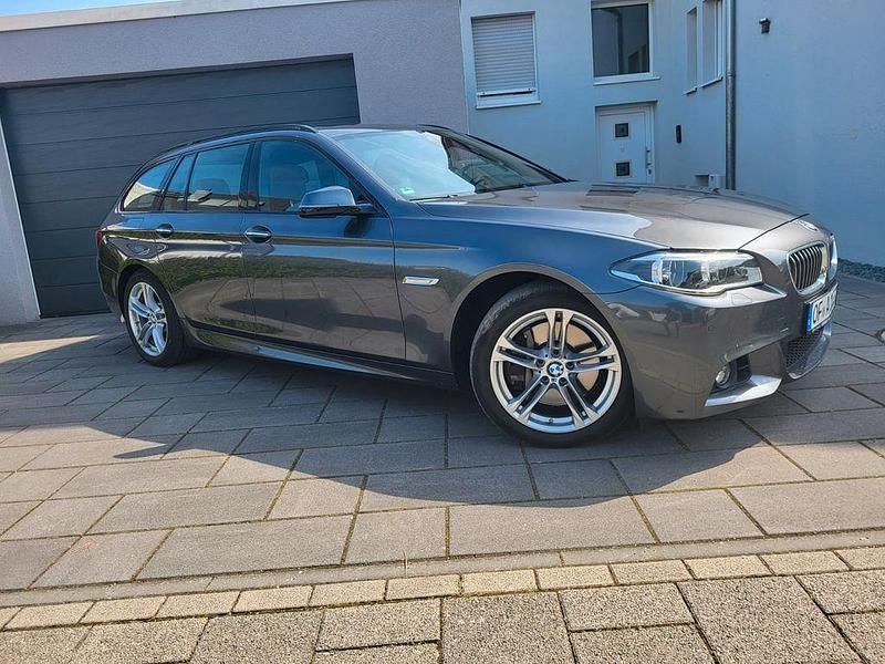 Gebraucht BMW 525 M Sport 218 PS (160 kW) 2015 Grau Kombi