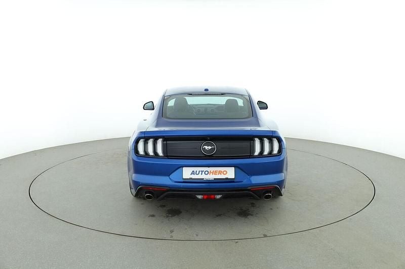 Second-hand Ford Mustang Basis 2018 Albastru Coupe