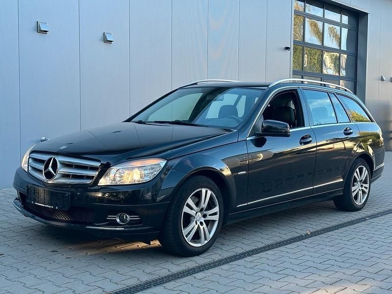 Schwarz Gebraucht 2009 Mercedes C220 Avantgarde Kombi | 5.490 € (Superpreis) - Bild 1/4