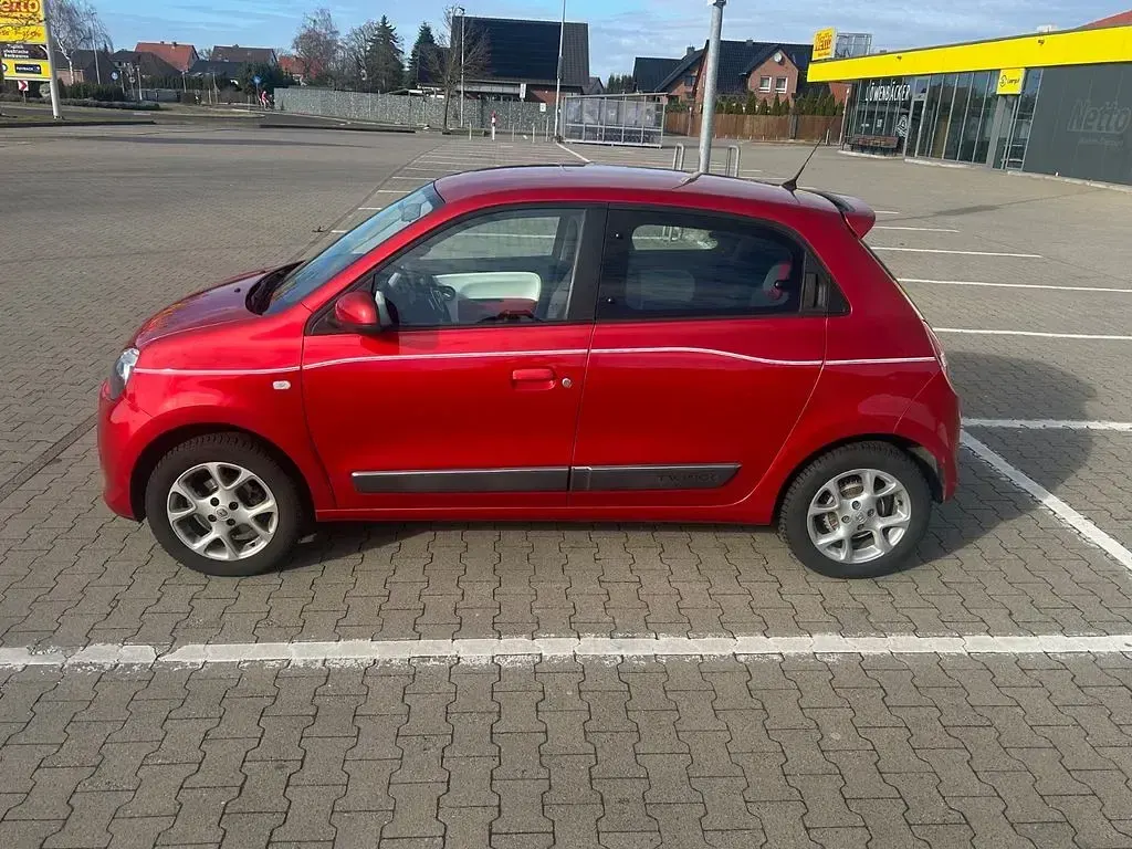 Gebraucht Renault Twingo Intens 90 PS (66 kW) 2019 Rot Kleinwagen