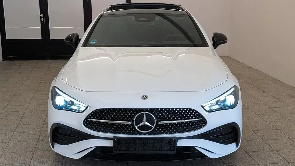 Gebraucht Mercedes CLE200 204 PS (150 kW) 2024 Weiß