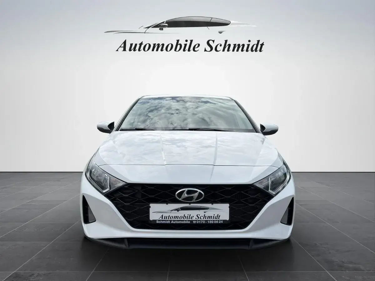 Gebraucht Hyundai i20 Edition 30 101 PS (74 kW) 2022 Weiß Kleinwagen