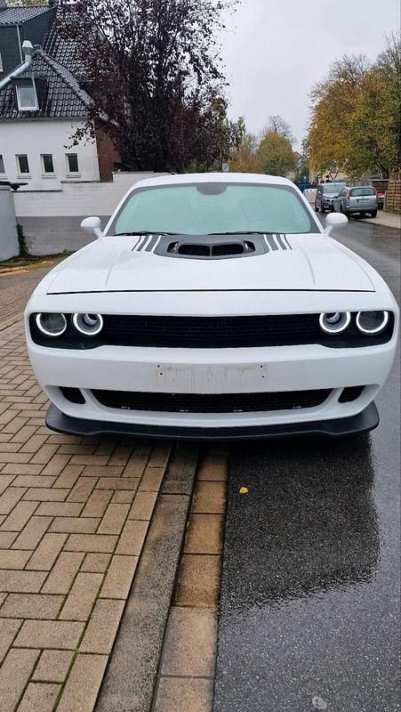 Gebraucht Dodge Challenger 492 PS (361 kW) 2020 Weiß Coupé