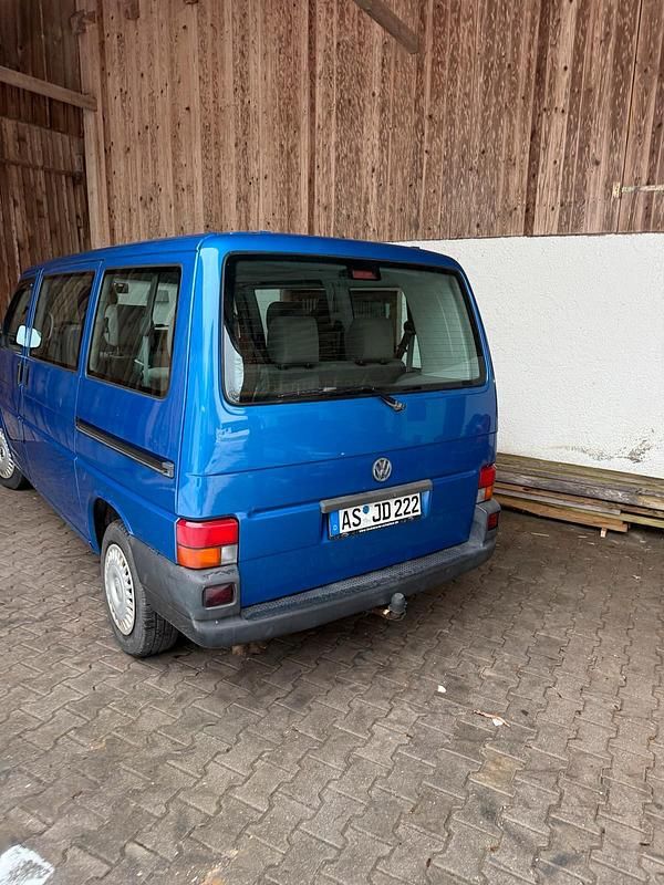 Gebraucht VW T4 105 PS (77 kW) 2002 Blau Van