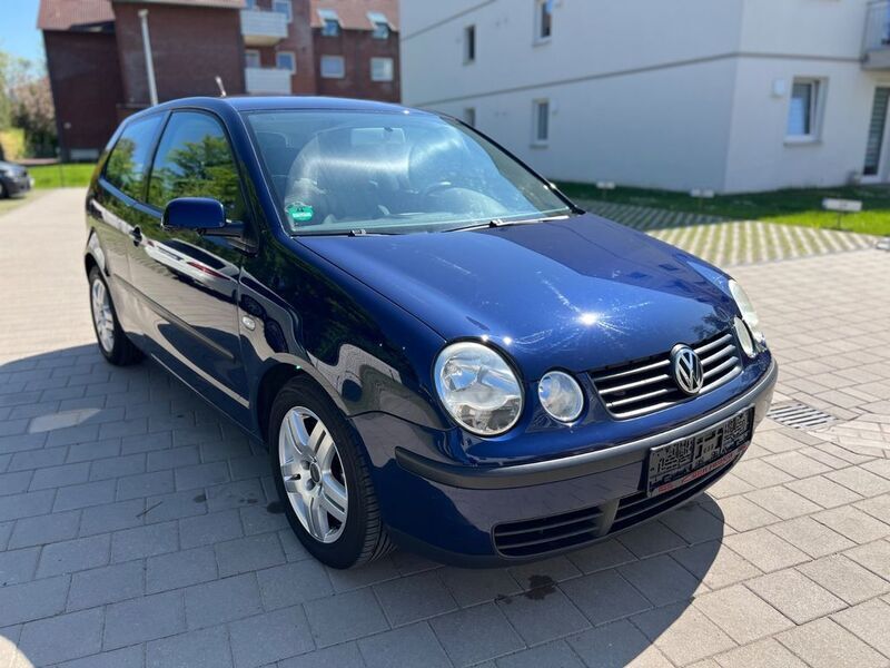Gebraucht VW Polo Comfortline 64 PS (47 kW) 2003 Blau Limousine