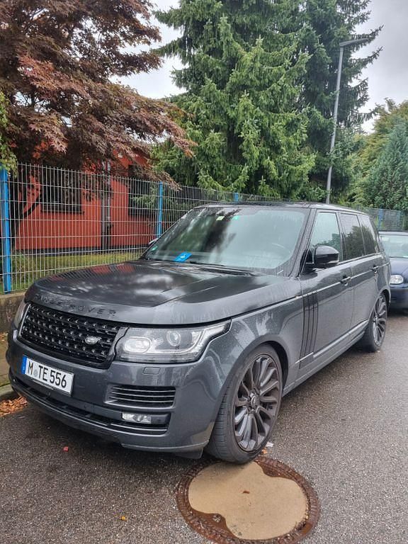 Grau Gebraucht 2016 Land Rover Range Rover SUV | 28.000 € (Superpreis) - Bild 1/4