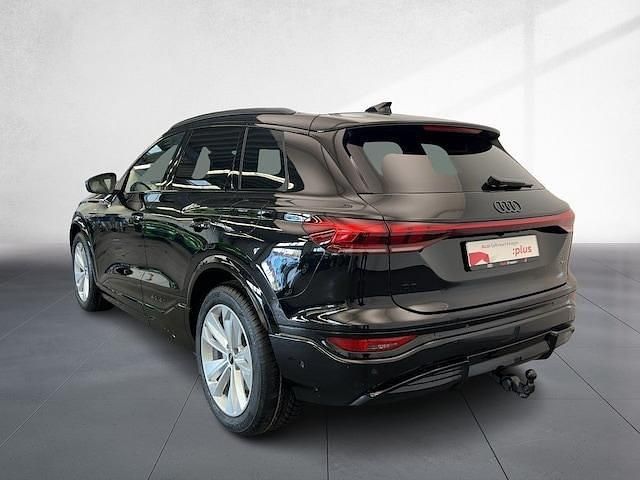 Gebraucht Audi Q6 e-tron Ambiente 284 kW (387 PS) 2025 Mythosschwarz metallic SUV