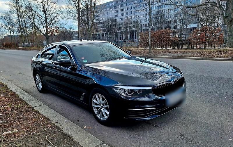 Gebraucht BMW 520 184 PS (135 kW) 2017 Schwarz Limousine