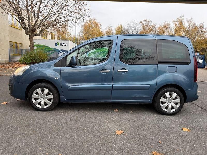 Gebraucht Citroën Berlingo SELECTION 109 PS (80 kW) 2003 Rot Van / Kleinbus