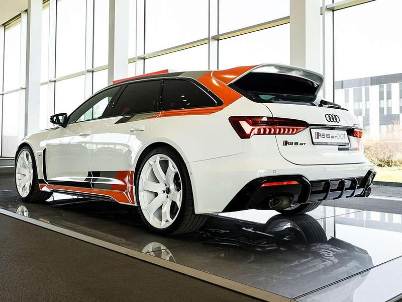 Gebraucht Audi RS6 Performance 630 PS (463 kW) 2024 Arkonaweiß Kombi