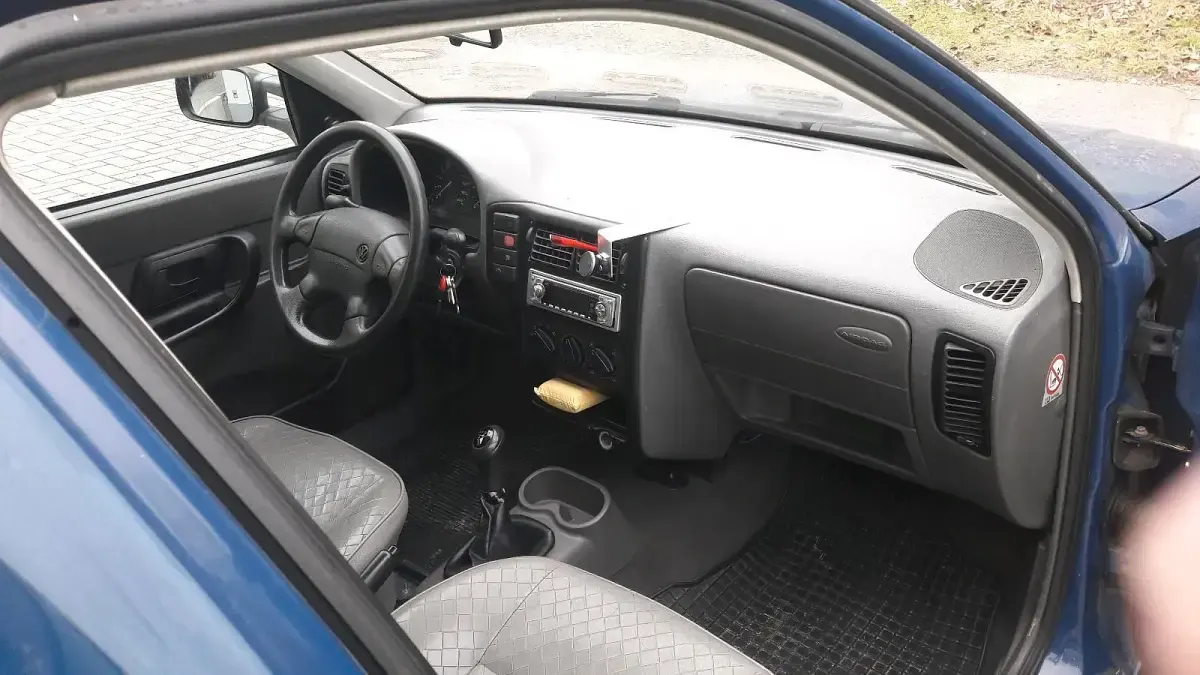 Gebraucht VW Caddy 64 PS (47 kW) 2001 Blau Van / Kleinbus