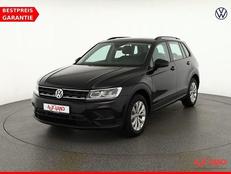 Schwarz Gebraucht 2018 VW Tiguan SUV | 19.990 € (Fairer Preis) - Bild 1/4