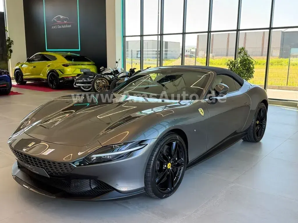 Gebraucht Ferrari Roma 620 PS (456 kW) 2025 Grau Cabrio