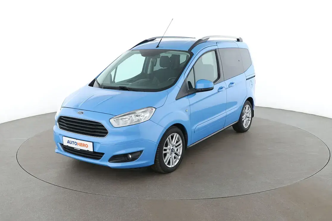 Gebraucht Ford Tourneo Courier Titanium 101 PS (74 kW) 2016 Van / Kleinbus