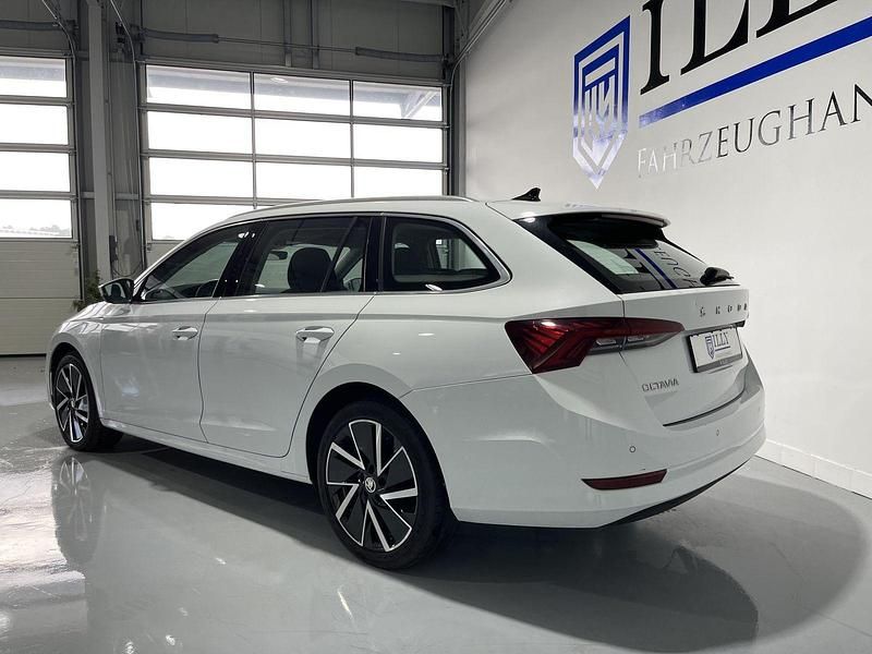 Second-hand Skoda Octavia Style 150 CP (110 kW) 2022 Alb Break