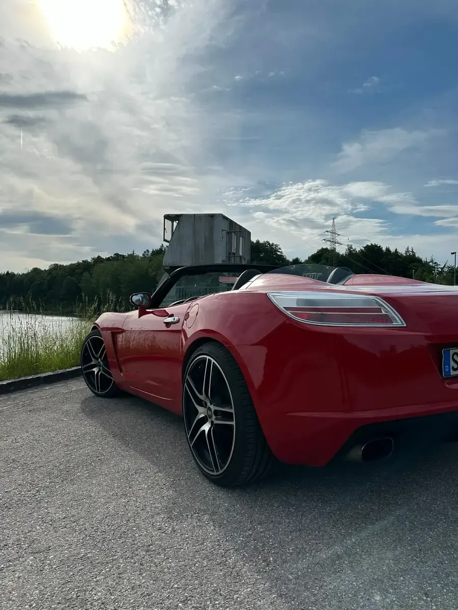 Gebraucht Opel GT 263 PS (193 kW) 2009 Rot Cabrio