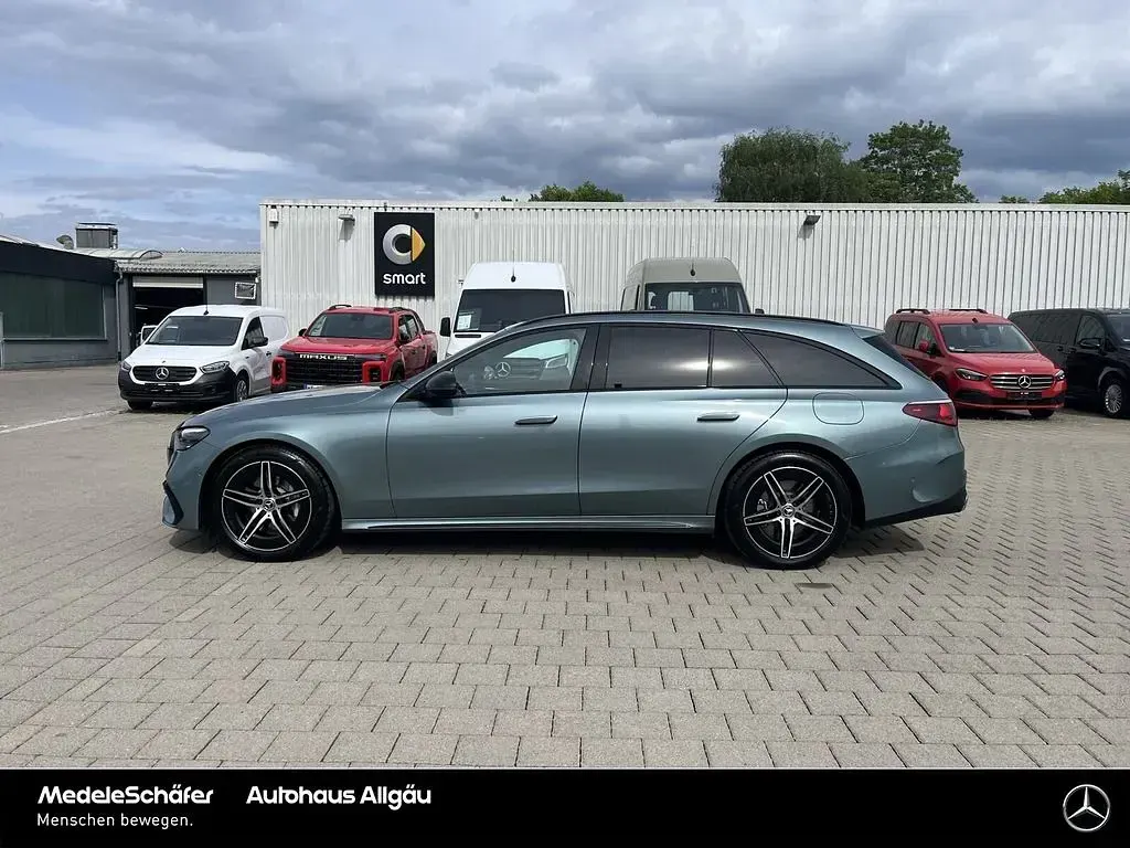 Usata Mercedes E300 AMG 313 CV (230 kW) 2024 Verde Station wagon