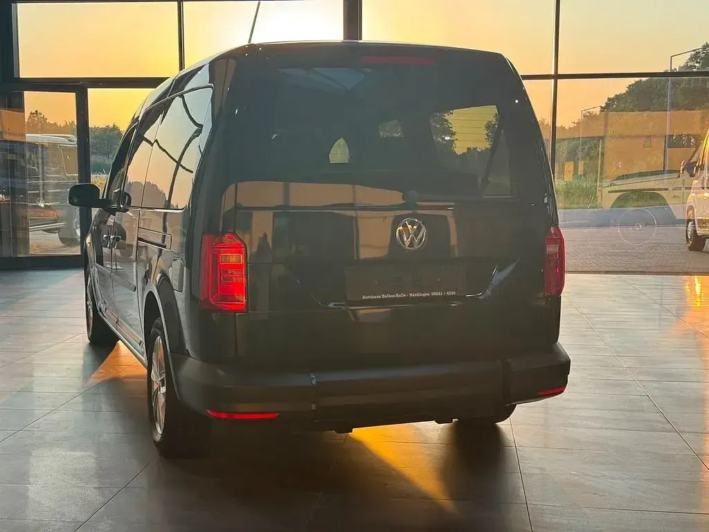 Gebraucht VW Caddy Maxi 102 PS (75 kW) 2019 Schwarz Van / Kleinbus