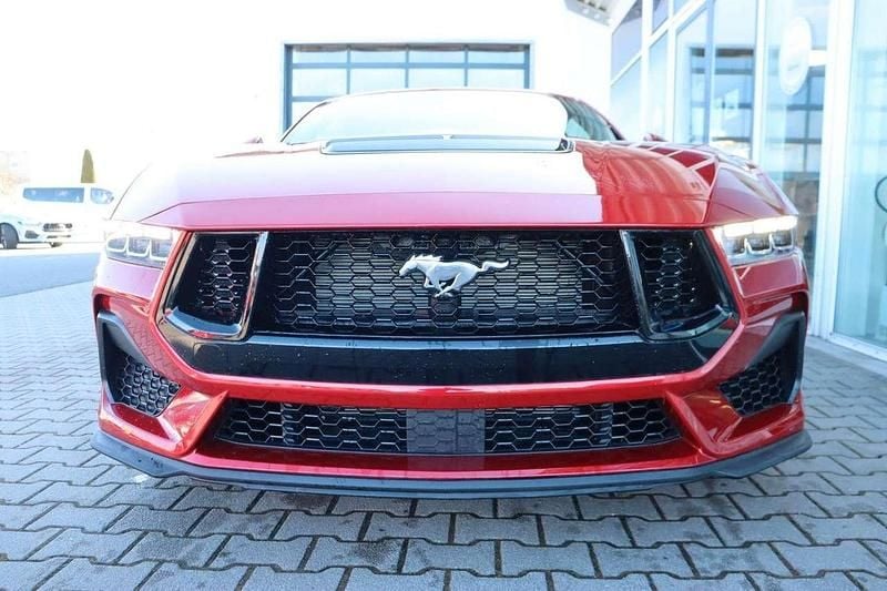 Neu Ford Mustang GT Fastback 446 PS (328 kW) 2026 Lucidred metallic Coupé
