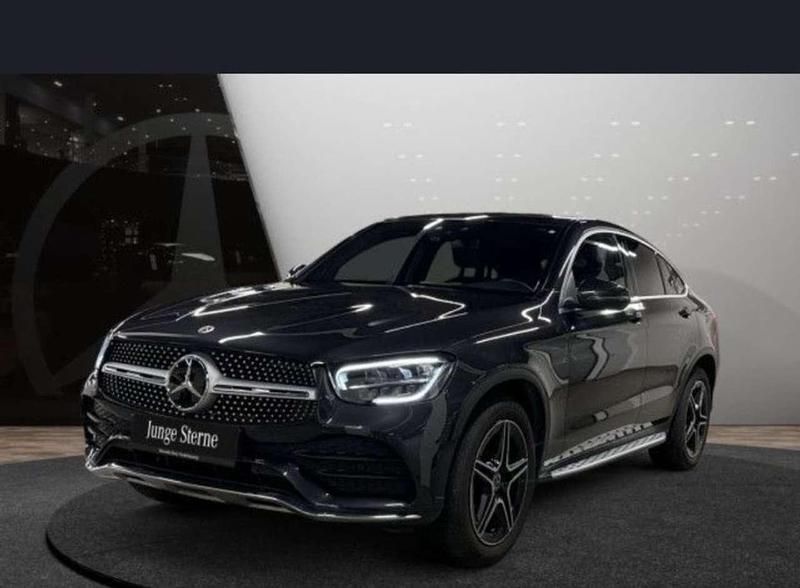 Grau Gebraucht 2020 Mercedes GLC300 SUV | 41.000 € - Bild 1/4