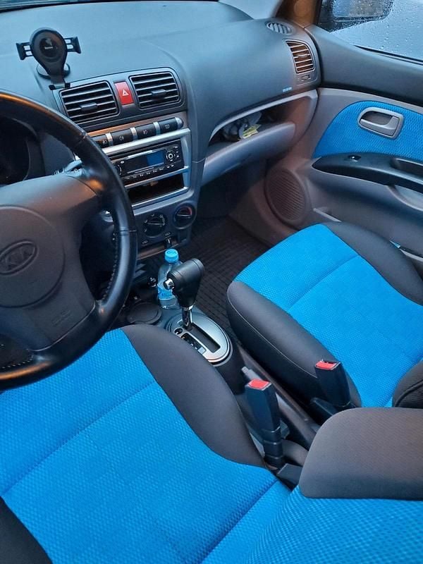 Gebraucht Kia Picanto 65 PS (47 kW) 2005 Blau Kleinwagen