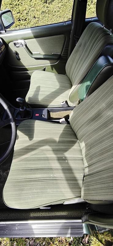 Gebraucht Mercedes 240 1985 Grün Kombi