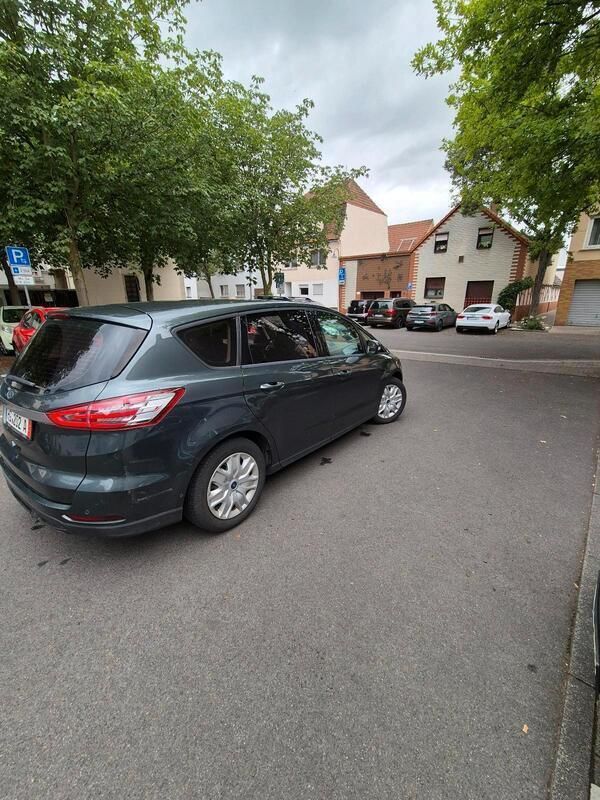 Gebraucht 2016 Ford S-MAX S Van / Kleinbus | 9.200 € (Superpreis) - Bild 1/4