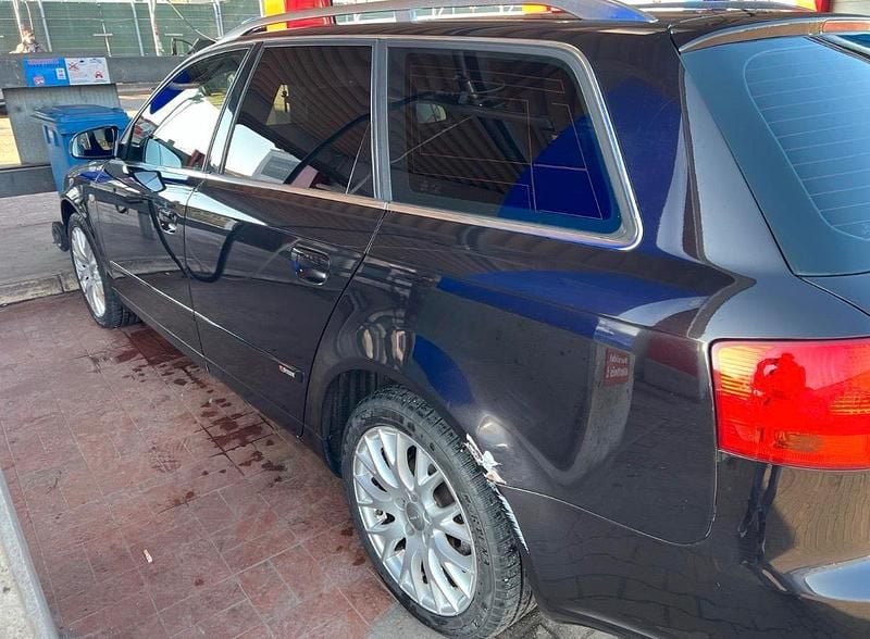 Gebraucht Audi A4 163 PS (119 kW) 2008 Violet Kombi