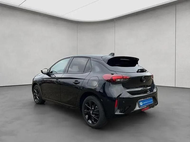 Używany Opel Corsa 101 KM (74 kW) 2024 Czarny Sedan/Limuzyna