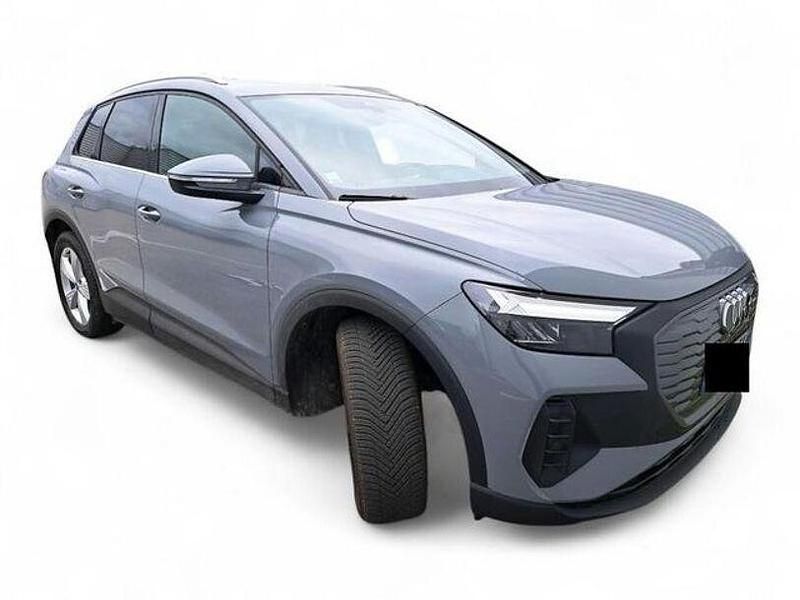 Gebraucht Audi Q4 e-tron Ambiente 125 kW (170 PS) 2022 Grau SUV