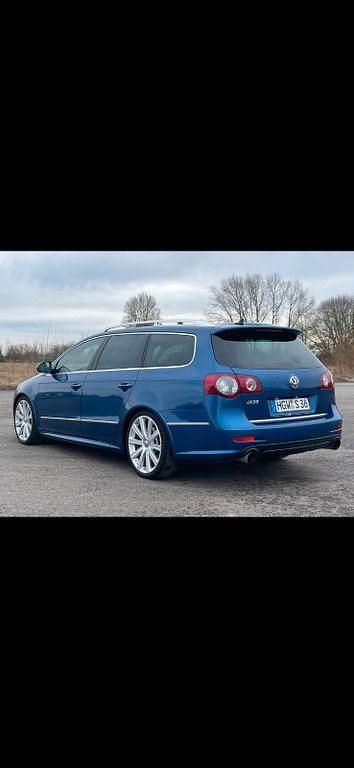 Gebraucht VW Passat R 299 PS (219 kW) 2008 Blau Limousine