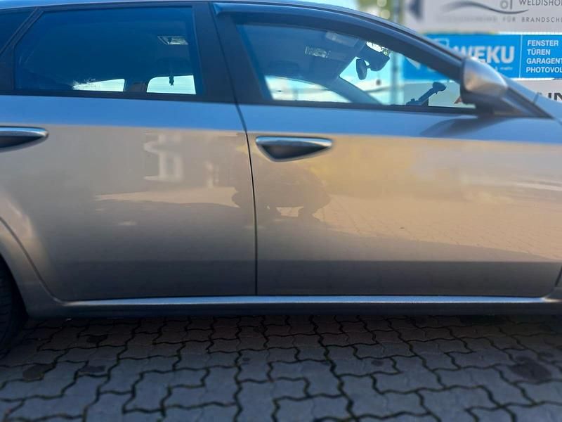 Gebraucht Alfa Romeo 159 Impression 150 PS (110 kW) 2007 Silber Kombi