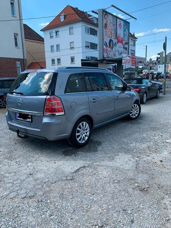 Gebraucht Opel Zafira Sport 140 PS (102 kW) 2006 Grau Van / Kleinbus