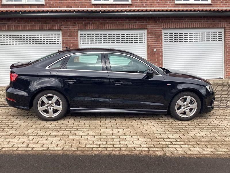 Gebraucht Audi A3 S-Line 140 PS (102 kW) 2014 Schwarz Limousine