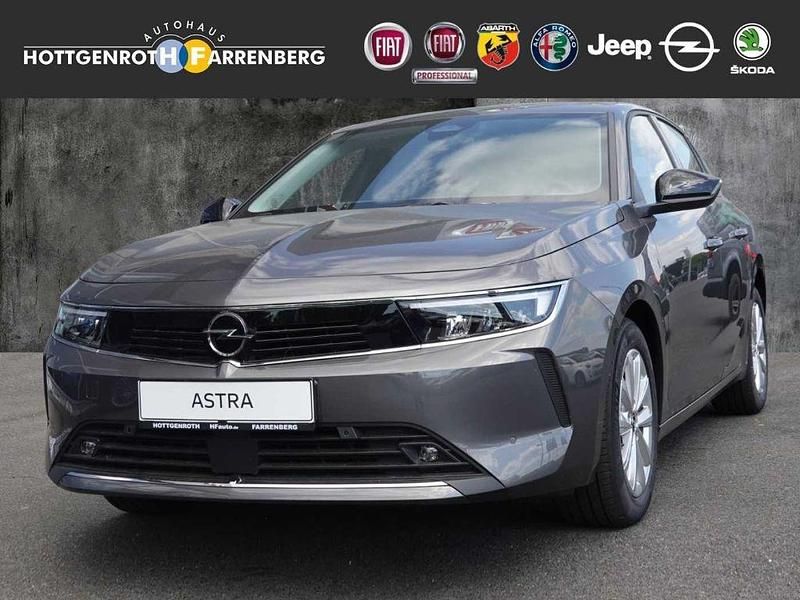 Grau Gebraucht 2023 Opel Astra Enjoy Limousine | 19.990 € (Fairer Preis) - Bild 1/4