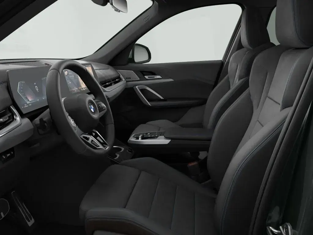 Gebraucht BMW X1 M Sport 136 PS (100 kW) 2026 Space silver (silber) SUV