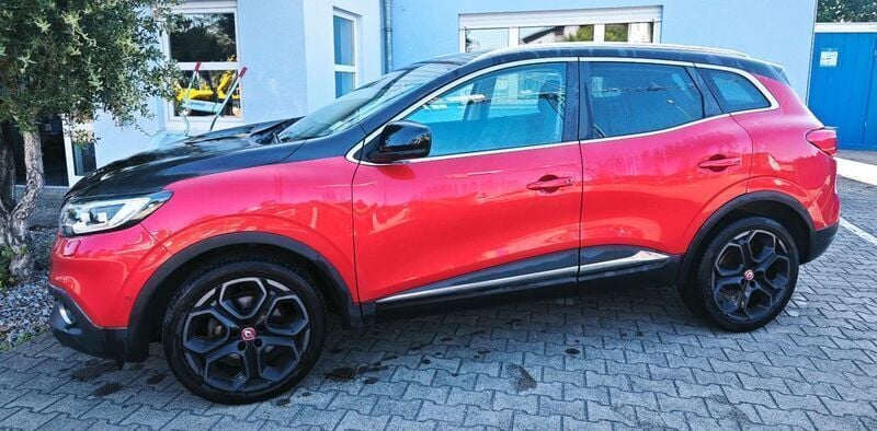 Rot Gebraucht 2017 Renault Kadjar Crossborder SUV | 10.700 € (Superpreis) - Bild 1/4