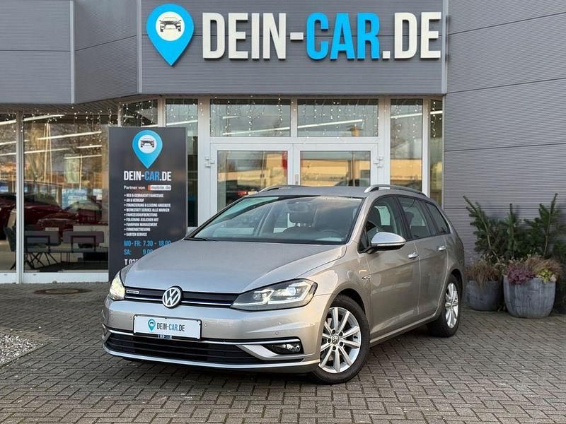 Gebraucht VW Golf VII 131 PS (96 kW) 2018 Silber Kombi
