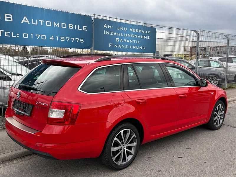 Gebraucht Skoda Octavia Style 150 PS (110 kW) 2016 Rot Kleinwagen