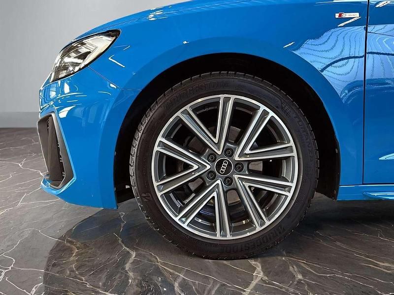 Gebraucht Audi A1 S-Line 110 PS (80 kW) 2022 Turboblau SUV