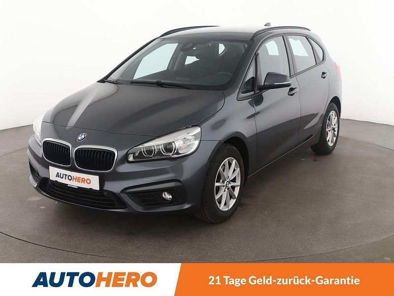 Grau Gebraucht 2017 BMW 220 Active Tourer Advantage Van / Kleinbus | 17.990 € (Fairer Preis) - Bild 1/3