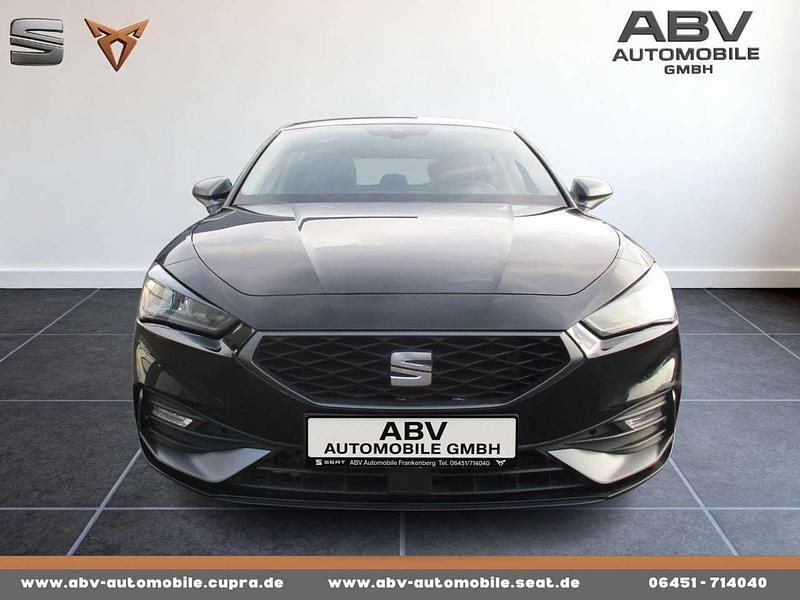 Gebraucht Seat Leon FR 150 PS (110 kW) 2022 Mitternachtsschwarz Kleinwagen