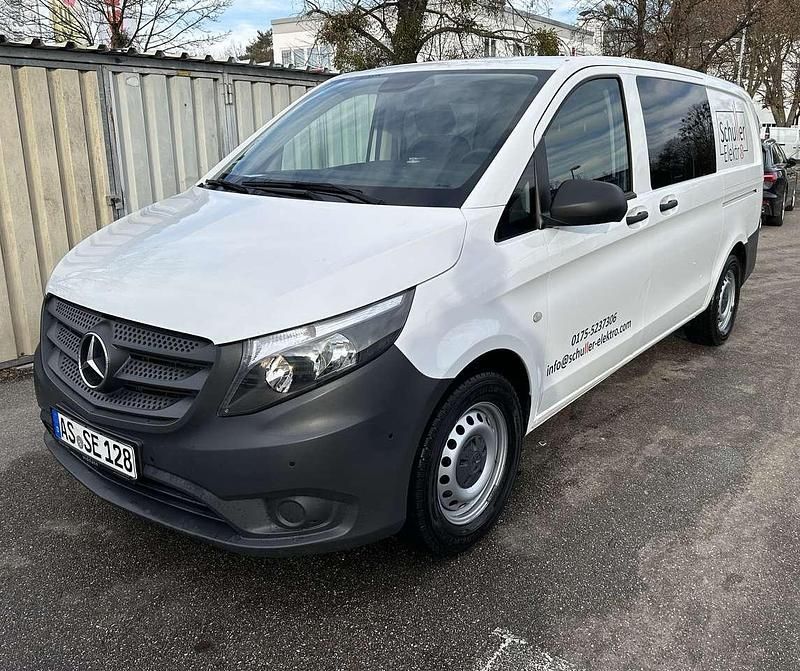 Gebraucht Mercedes Vito 163 PS (119 kW) 2021 Weiß Van