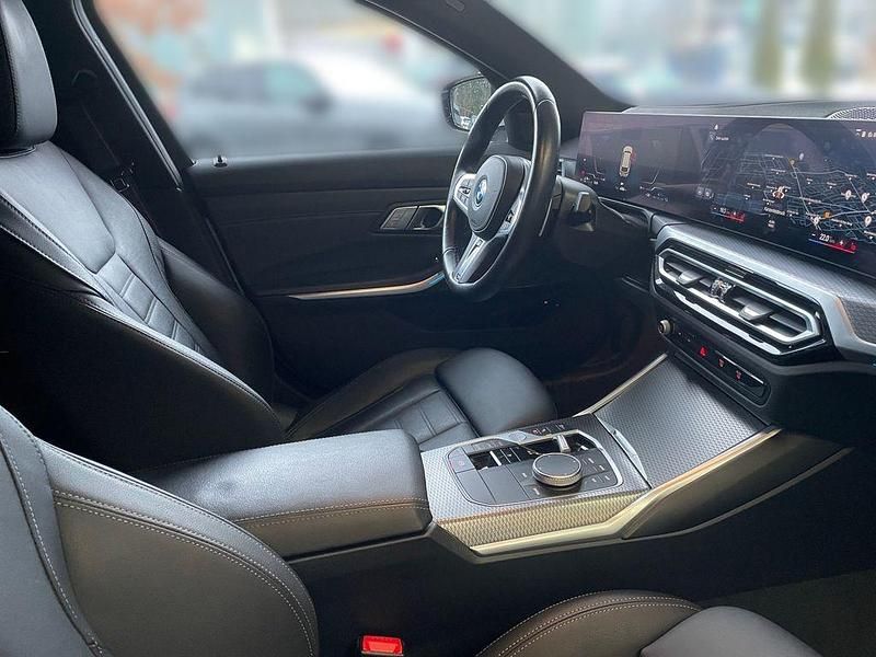 Gebraucht BMW 330e Shadowline 292 PS (214 kW) 2022 Weiß Kombi