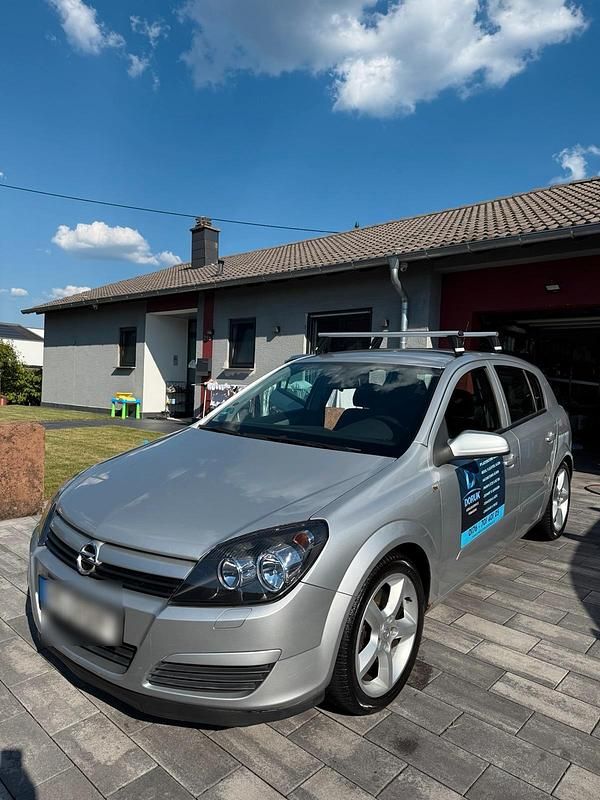 Gebraucht Opel Astra Sport 170 PS (125 kW) 2004 Silber Kleinwagen