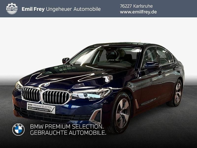 Gebraucht BMW 520 Luxury Line 190 PS (139 kW) 2012 Tansanitblau metallic Limousine