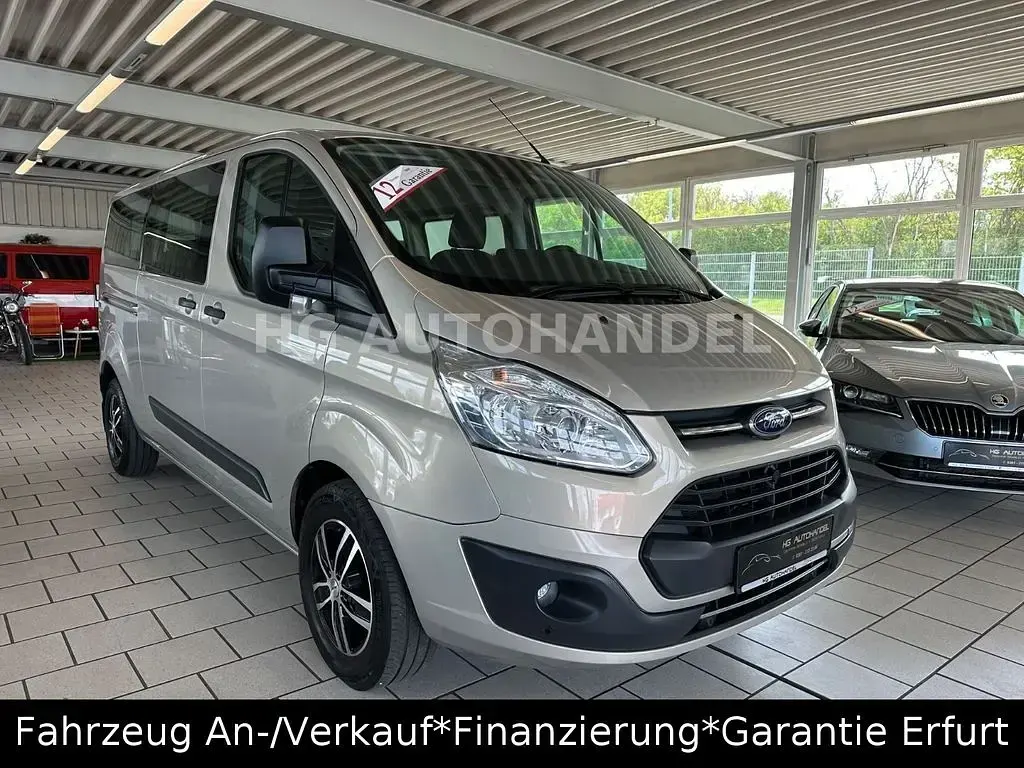 Gebraucht Ford Transit Custom 170 PS (125 kW) 2017 Silber Van / Kleinbus