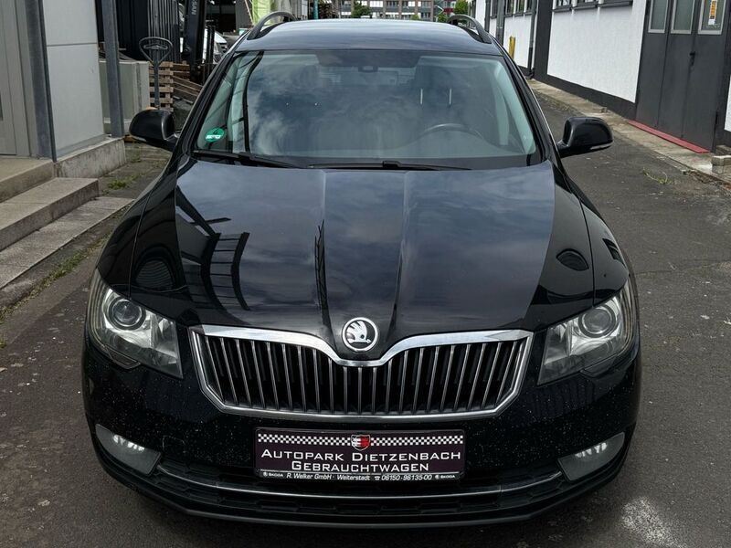 Gebraucht Skoda Superb Best of 170 PS (125 kW) 2015 Schwarz Kombi