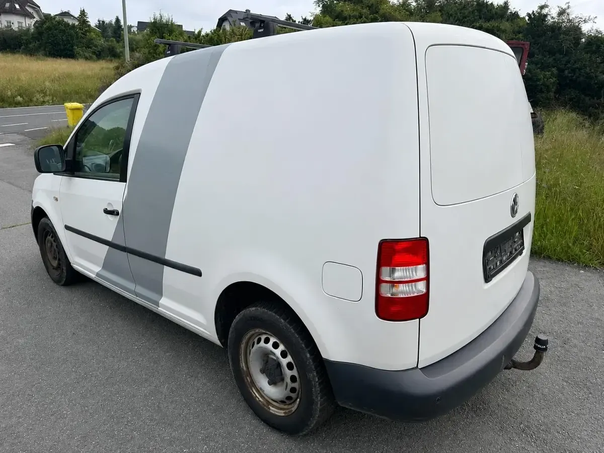 Gebraucht VW Caddy 102 PS (75 kW) 2013 Weiß Van / Kleinbus