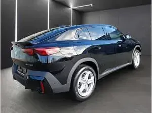 Neu BMW X2 156 PS (114 kW) 2026 Schwarz (schwarz uni) SUV